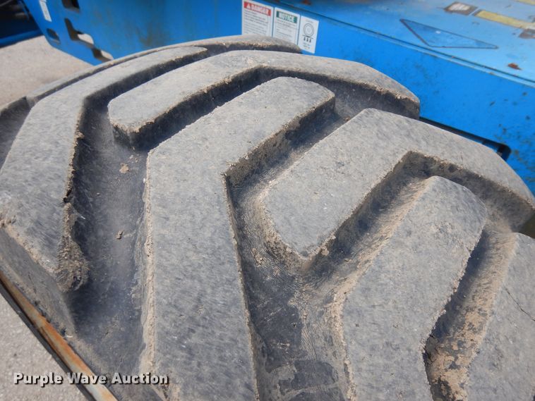 image for item ID9962 2005 Genie Z45/25  boom lift