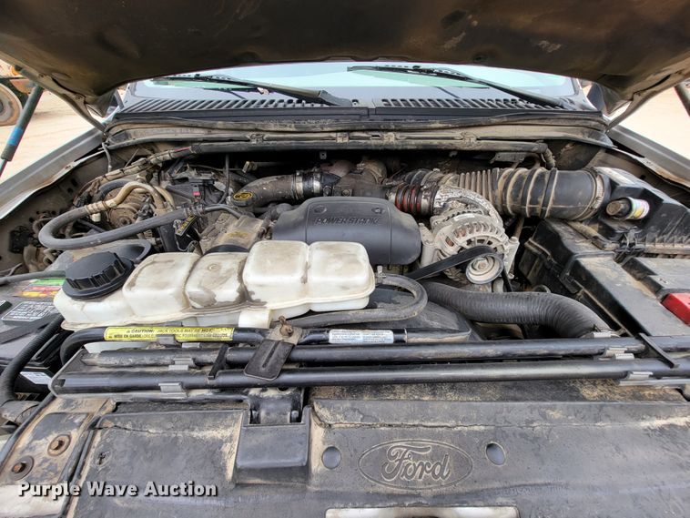 image for item IF9848 2001 Ford F550 Super Duty  utility / service truck