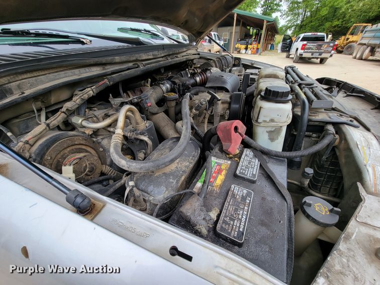 image for item IF9848 2001 Ford F550 Super Duty  utility / service truck