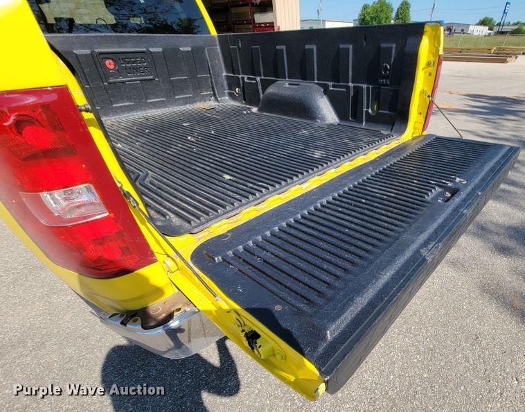 image for item IF9856 2010 Chevrolet 1500  Ext. Cab pickup truck
