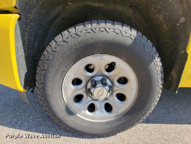 image for item IF9856 2010 Chevrolet 1500  Ext. Cab pickup truck