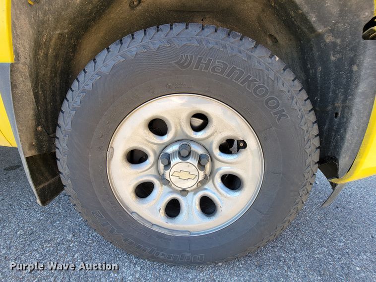 image for item IF9856 2010 Chevrolet 1500  Ext. Cab pickup truck