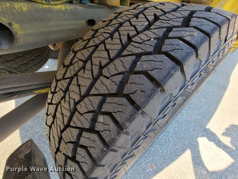 image for item IF9856 2010 Chevrolet 1500  Ext. Cab pickup truck