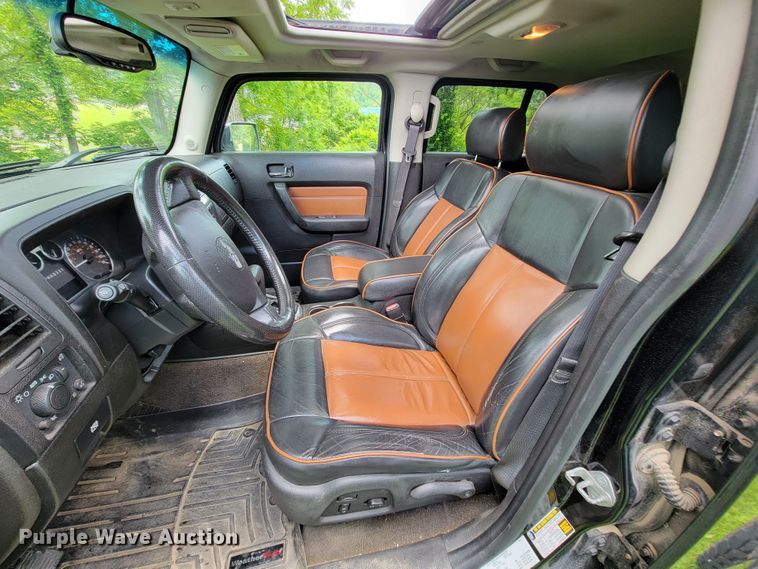 image for item IF9857 2006 Hummer H3  SUV