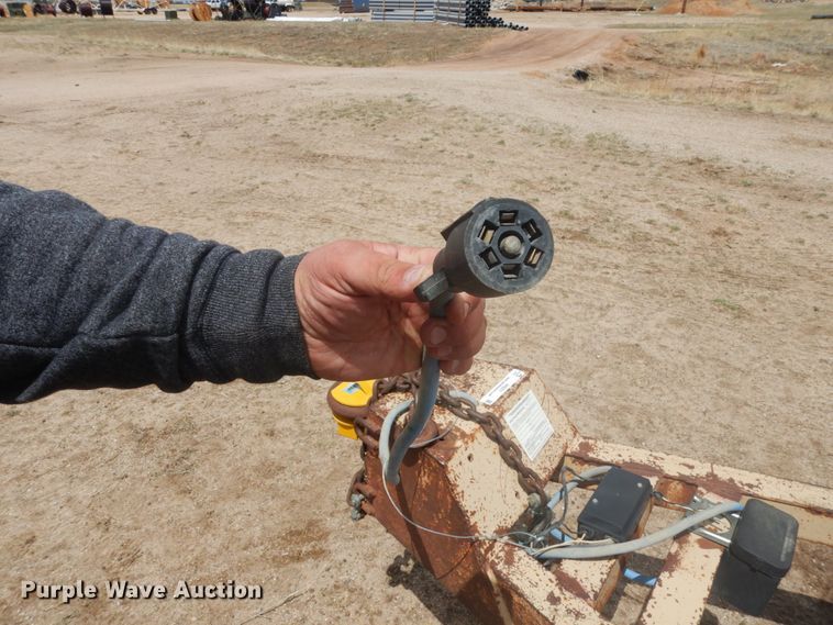 image for item IH9251 1986 Diamond  utility trailer