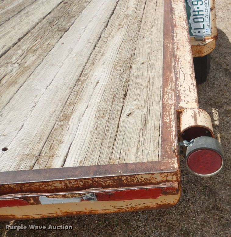 image for item IH9251 1986 Diamond  utility trailer