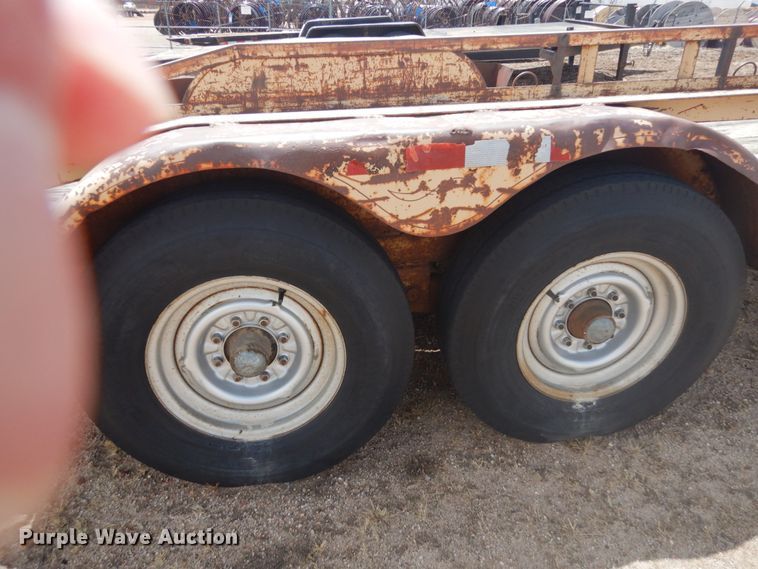 image for item IH9251 1986 Diamond  utility trailer