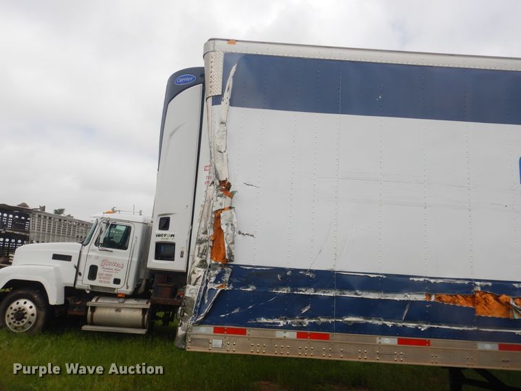 image for item IJ9410 2015 Utility  refrigerated van trailer