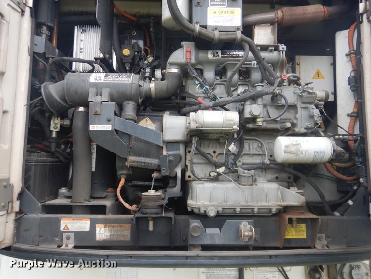 image for item IJ9410 2015 Utility  refrigerated van trailer