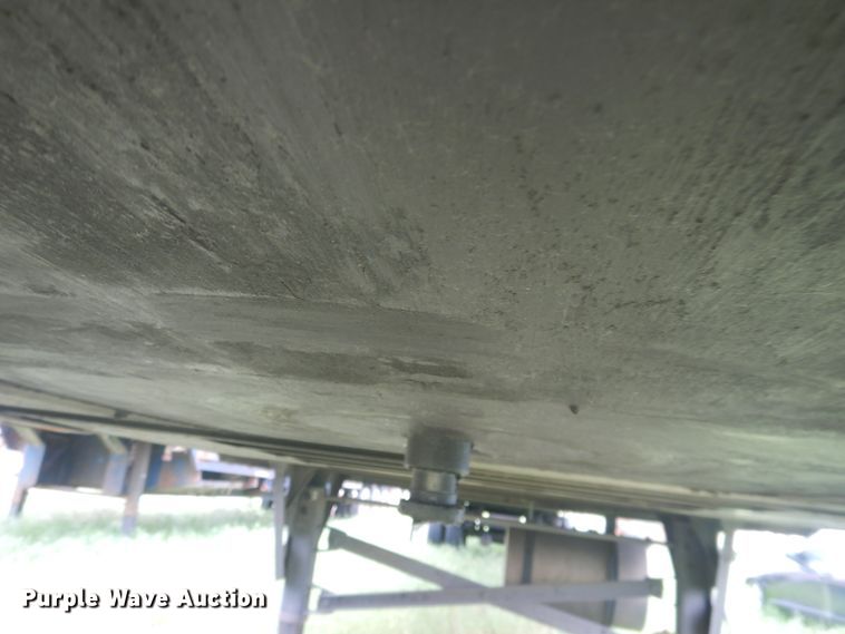 image for item IJ9410 2015 Utility  refrigerated van trailer