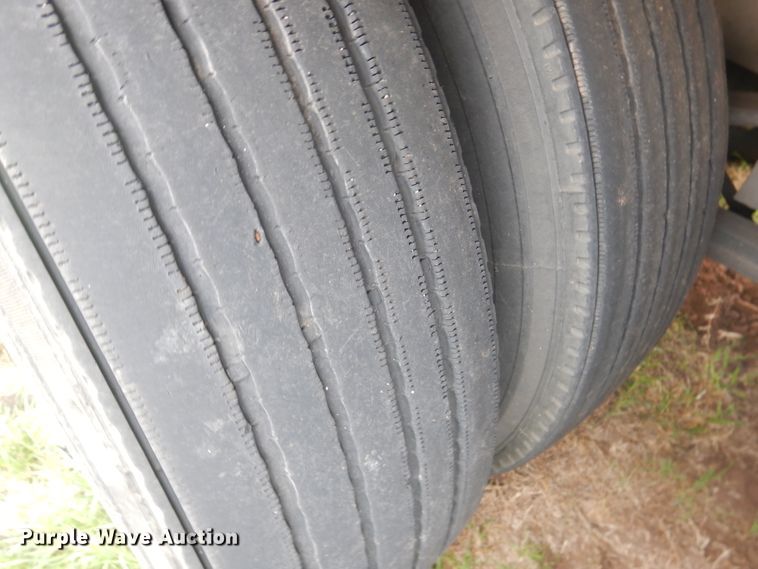 image for item IJ9410 2015 Utility  refrigerated van trailer