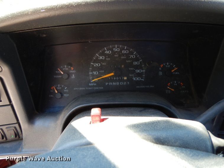 image for item IL9481 1997 Chevrolet S10  pickup truck