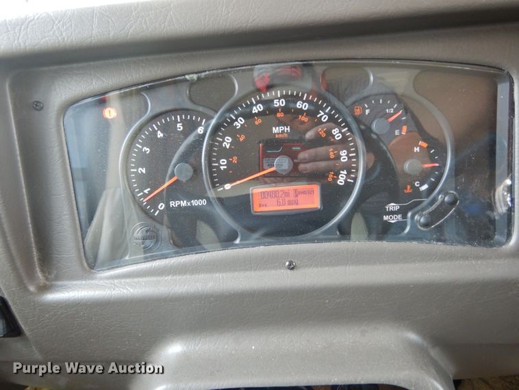 image for item IL9488 2004 Fleetwood Bounder  RV