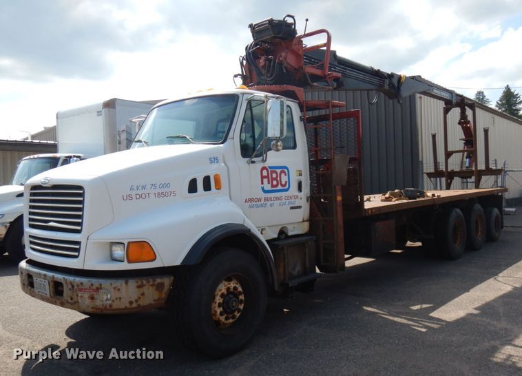 image for item IL9774 2000 Sterling LT9500  crane truck