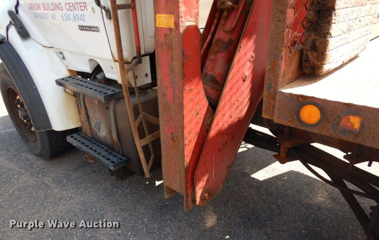 image for item IL9774 2000 Sterling LT9500  crane truck