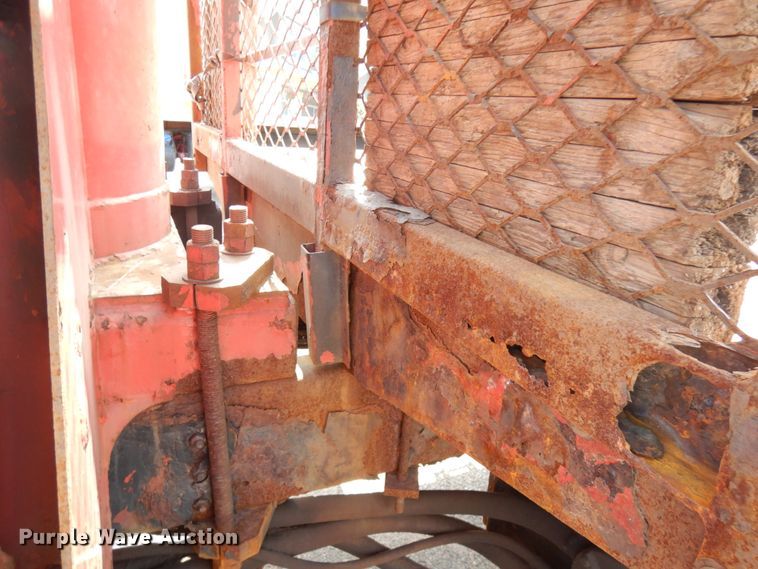 image for item IL9774 2000 Sterling LT9500  crane truck