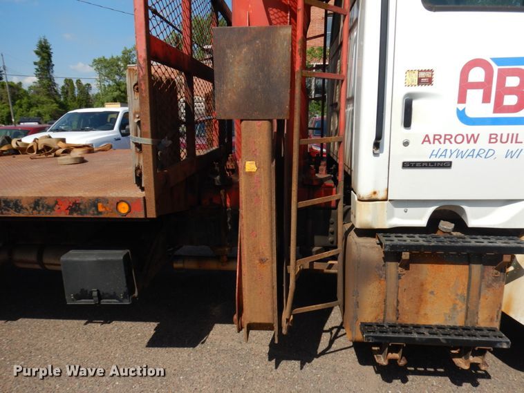 image for item IL9774 2000 Sterling LT9500  crane truck