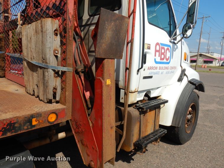 image for item IL9774 2000 Sterling LT9500  crane truck