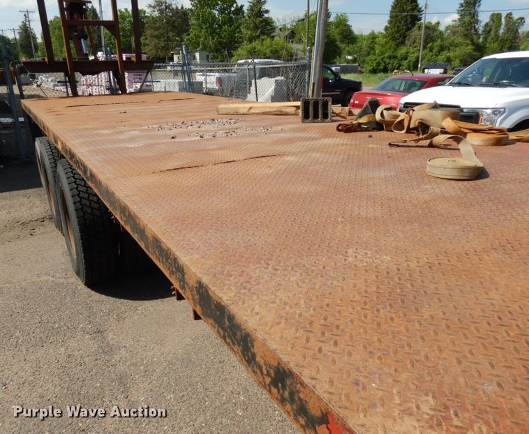 image for item IL9774 2000 Sterling LT9500  crane truck