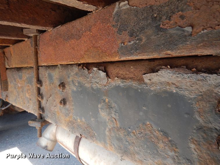 image for item IL9774 2000 Sterling LT9500  crane truck