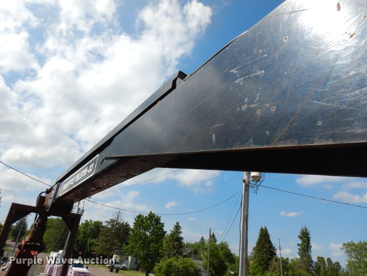 image for item IL9774 2000 Sterling LT9500  crane truck