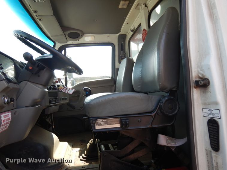 image for item IL9774 2000 Sterling LT9500  crane truck