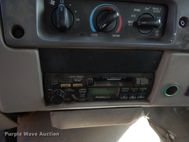 image for item IL9774 2000 Sterling LT9500  crane truck