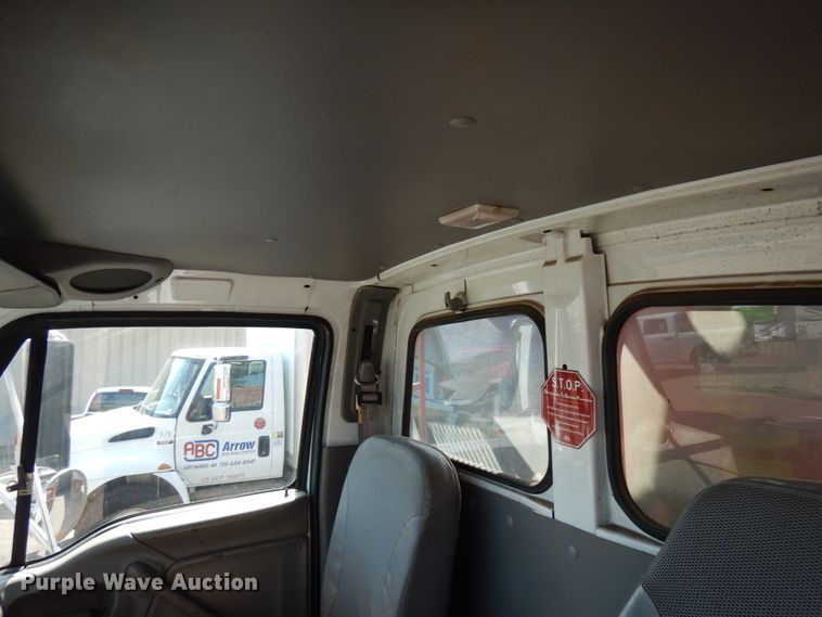 image for item IL9774 2000 Sterling LT9500  crane truck