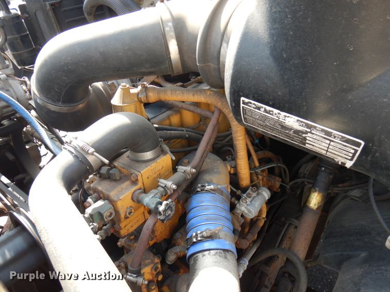 image for item IL9774 2000 Sterling LT9500  crane truck