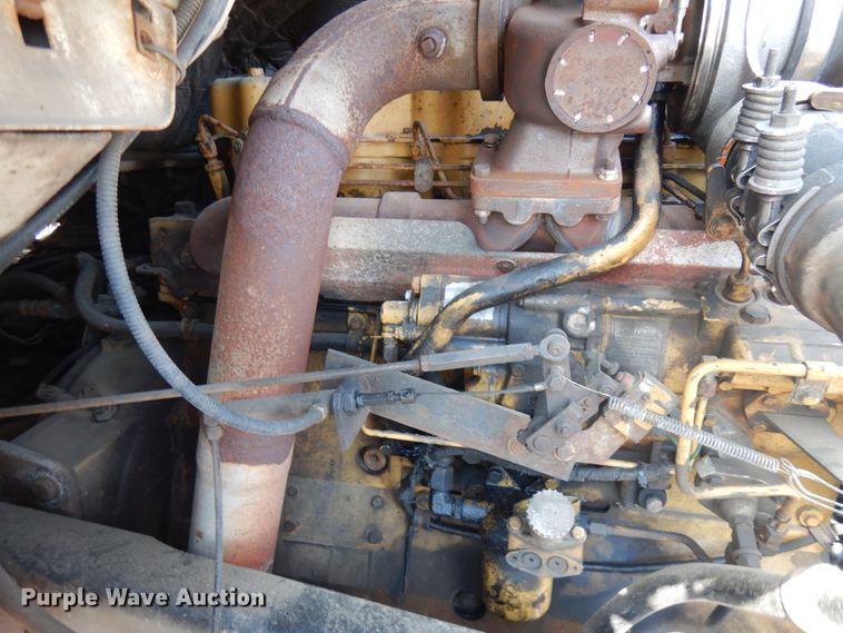 image for item IL9774 2000 Sterling LT9500  crane truck