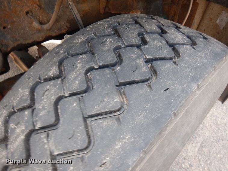 image for item IL9774 2000 Sterling LT9500  crane truck