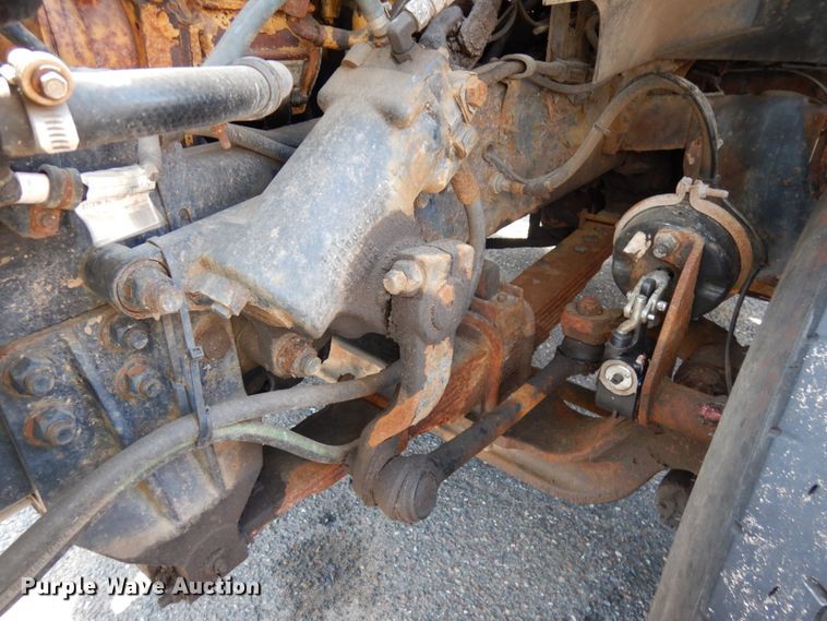 image for item IL9774 2000 Sterling LT9500  crane truck