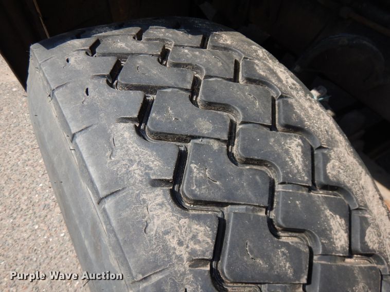 image for item IL9774 2000 Sterling LT9500  crane truck