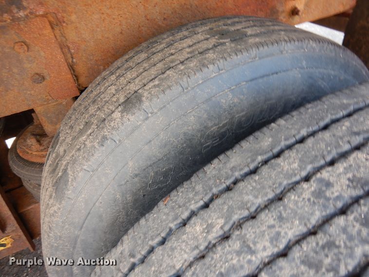 image for item IL9774 2000 Sterling LT9500  crane truck