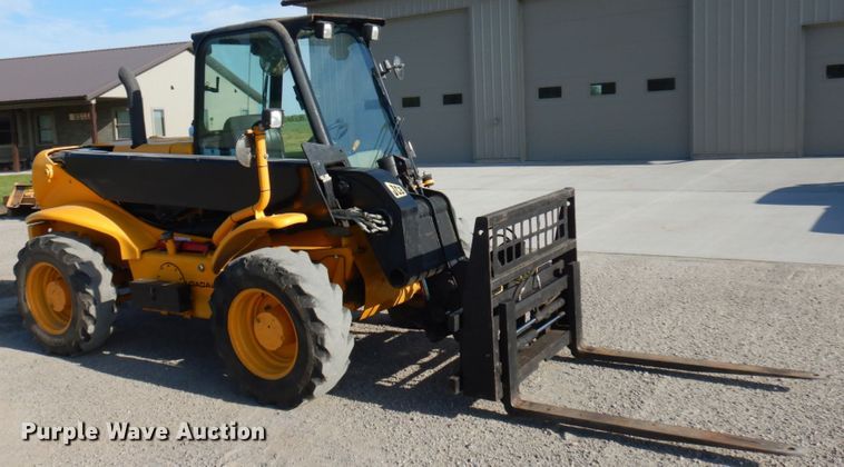 image for item IL9775 2007 JCB 520  telehandler