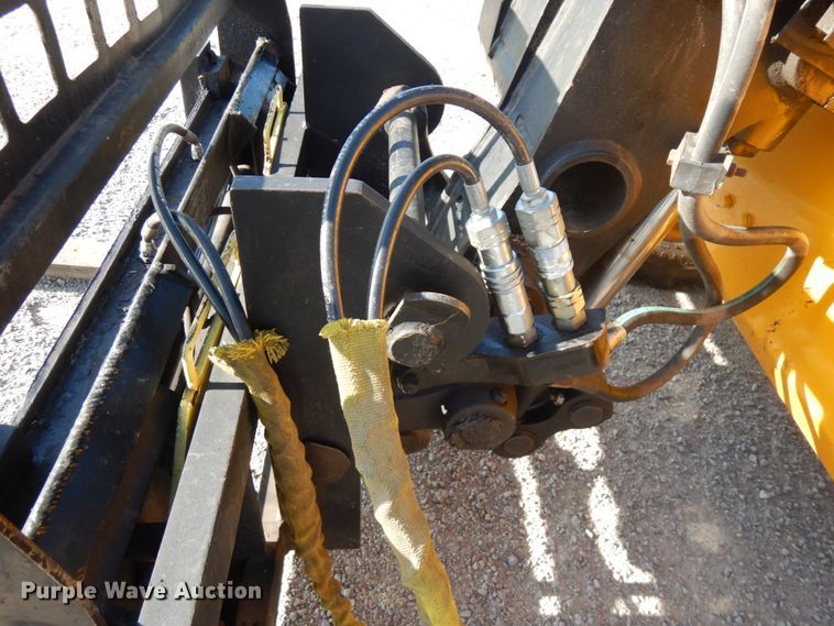 image for item IL9775 2007 JCB 520  telehandler