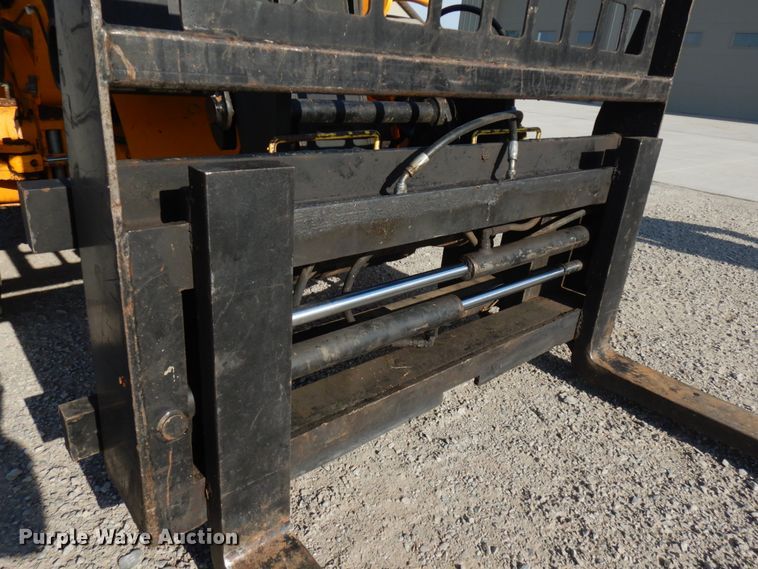 image for item IL9775 2007 JCB 520  telehandler