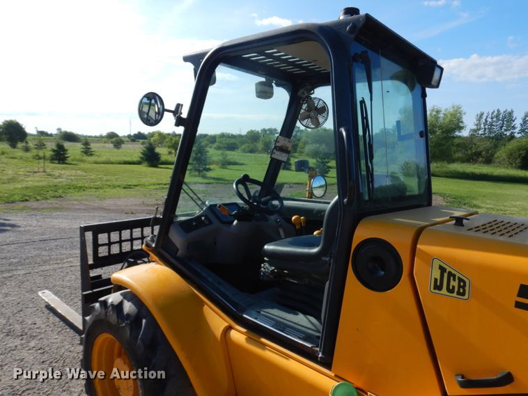 image for item IL9775 2007 JCB 520  telehandler