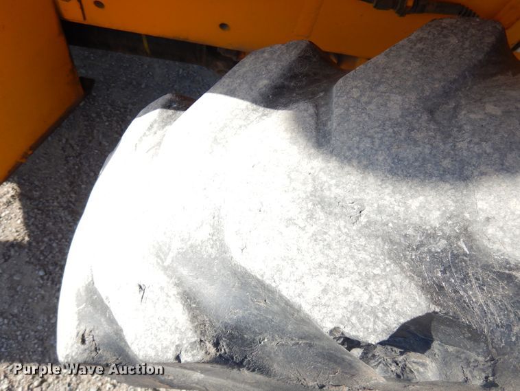 image for item IL9775 2007 JCB 520  telehandler