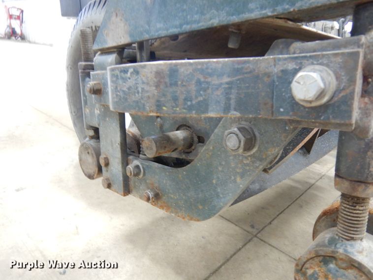 image for item IL9784 National 70  lawn mower