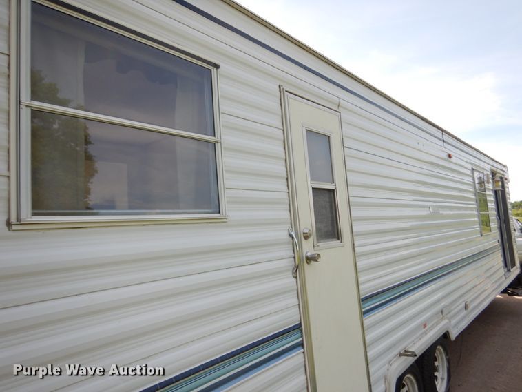 image for item IL9793 1993 Canterbury  camper