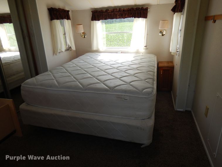 image for item IL9793 1993 Canterbury  camper