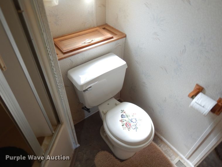 image for item IL9793 1993 Canterbury  camper