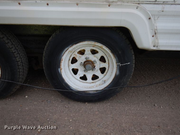 image for item IL9793 1993 Canterbury  camper