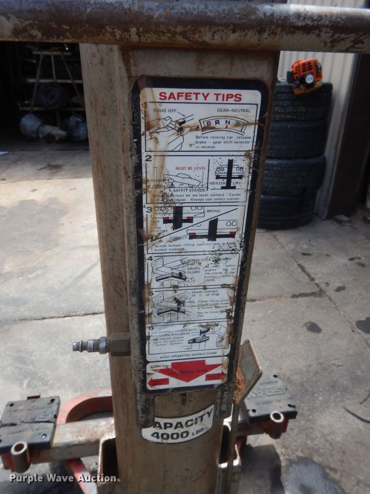 image for item IP9831 Gray  jack