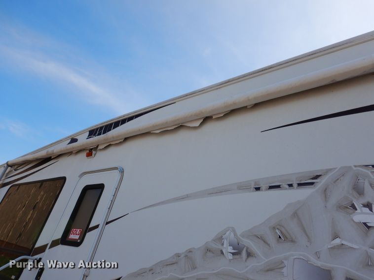 image for item IQ9603 2008 Keystone Montana  camper