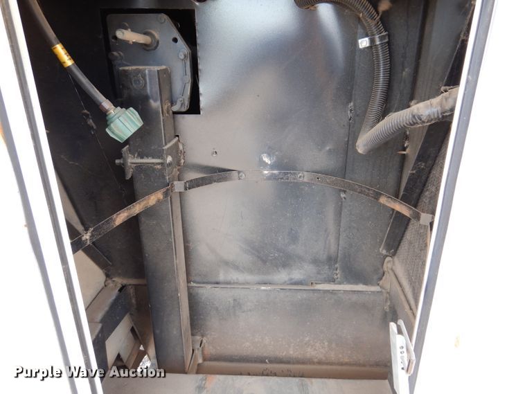 image for item IQ9603 2008 Keystone Montana  camper