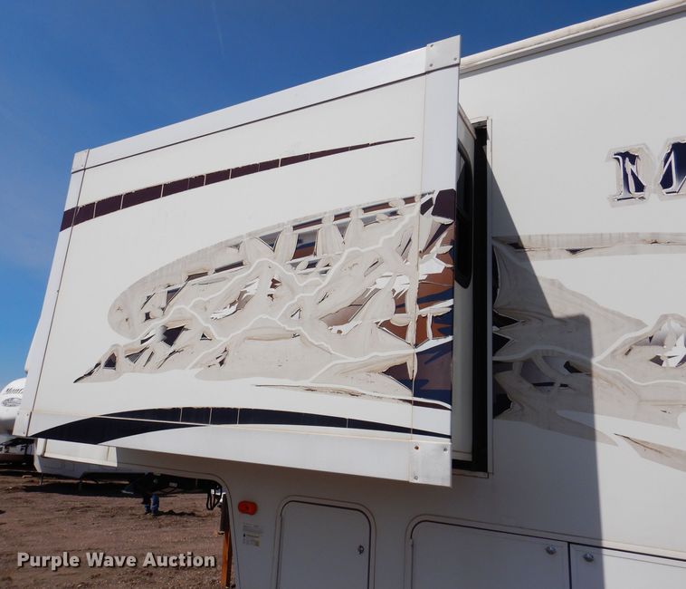 image for item IQ9603 2008 Keystone Montana  camper