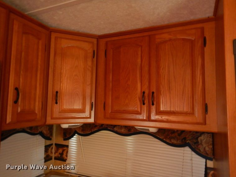 image for item IQ9603 2008 Keystone Montana  camper