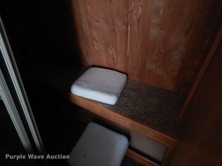 image for item IQ9603 2008 Keystone Montana  camper